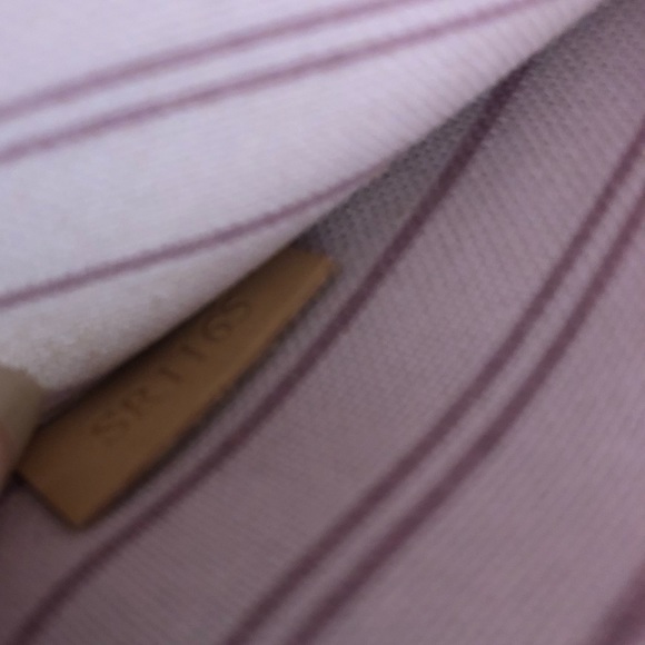 LV Monogram Neverfull MM Pochette - Picture 9 of 9